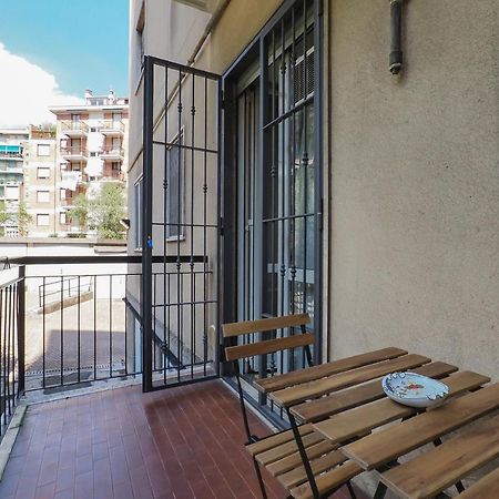 Primopiano - Tolmezzo Lägenhet Milano Exteriör bild