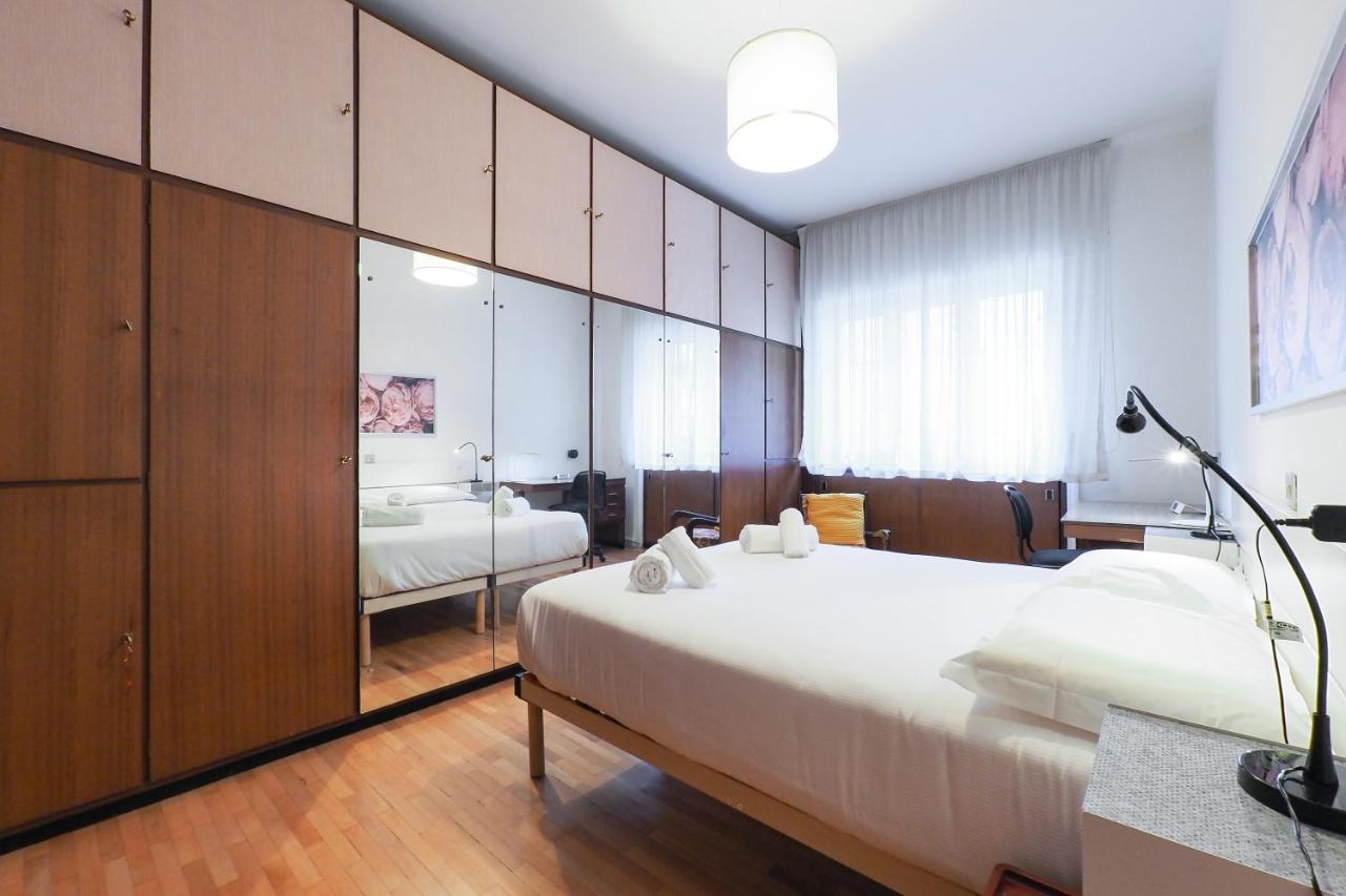 Primopiano - Tolmezzo Lägenhet Milano Exteriör bild